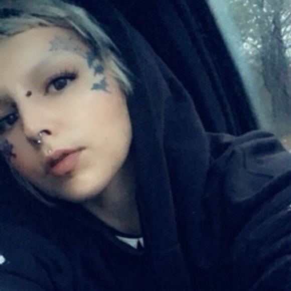 Open for your spooky desires . Consistently new - Picture 4 of 8